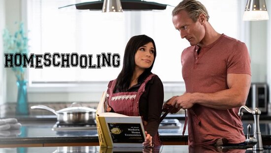 Домашнее обучение дочери закончилось инцестом